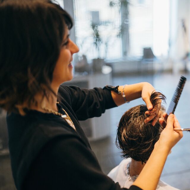 Our team thoughtfully listens to your hair goals so that you leave feeling great and looking forward to your next appointment. 

Stylist / Helen

• • •

#NovaSalon #HairGoals #HairStylist